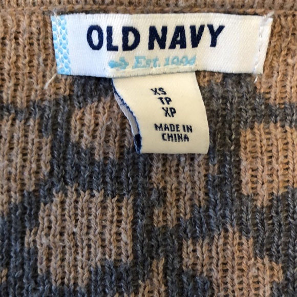 Leopard print v neck sweater - Picture 3 of 4